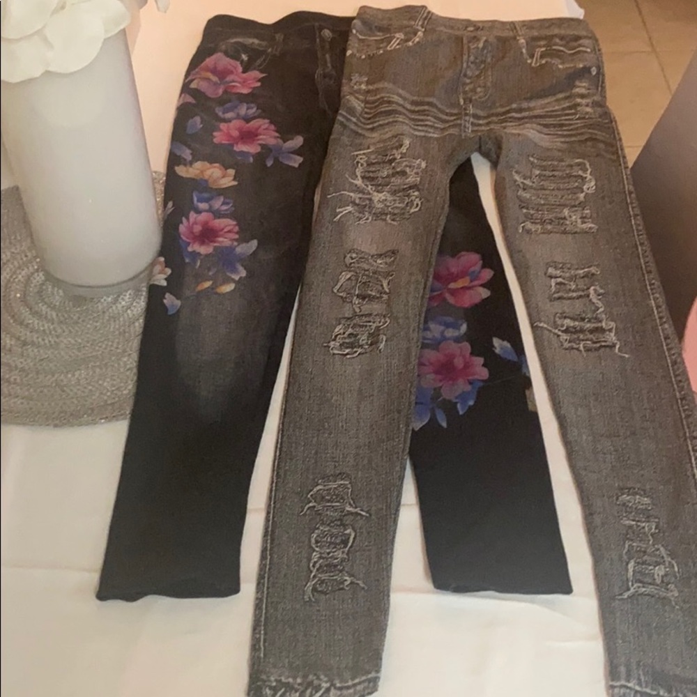 Leggings: 2 pairs